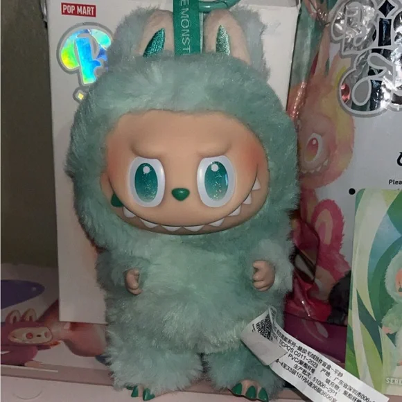 Pop Mart Labubu The Monsters Big Into Energy Plush - SERENITY - Picture 3 of 9